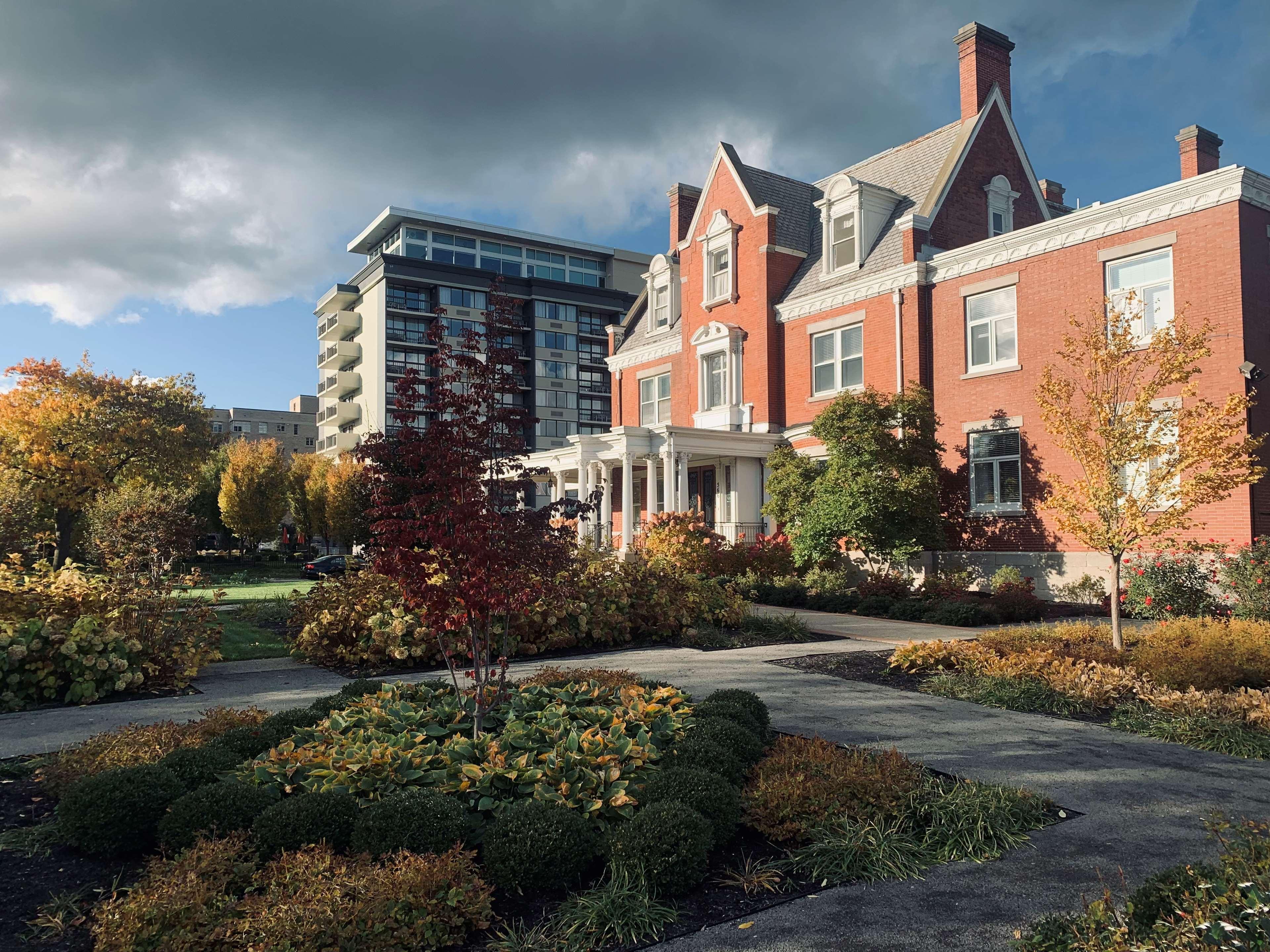 The Strathallan - A Doubletree By Hilton Rochester Exterior foto